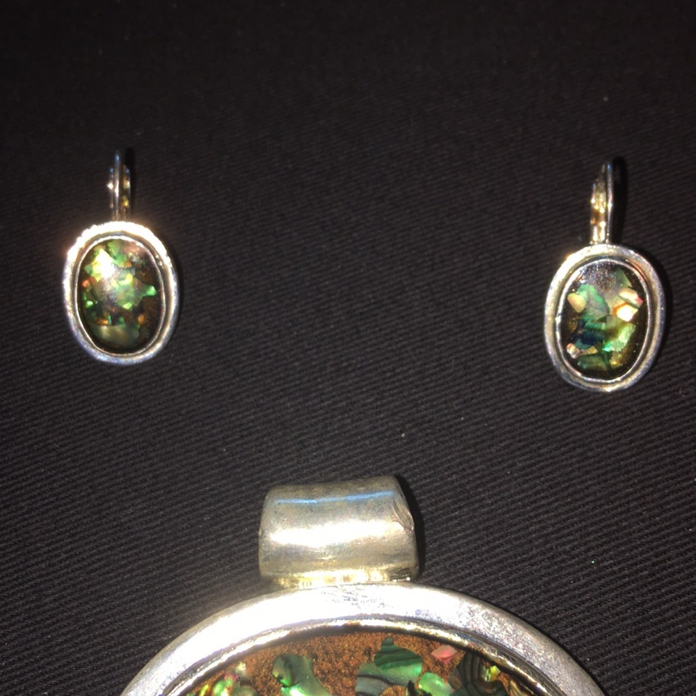 Solid Silver Necklace & Matching Silver Earrings - image 4